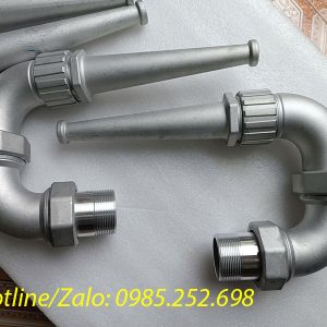 Vòi phun xe phun nước rửa đường