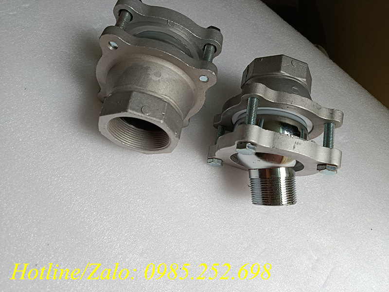 Ổ trục xoay xe rửa đường tưới cây