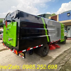 Xe quét đường hút bụi 5 khối Hyundai