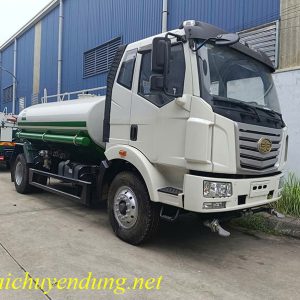Xe phun nước rửa đường FAW 9 khối